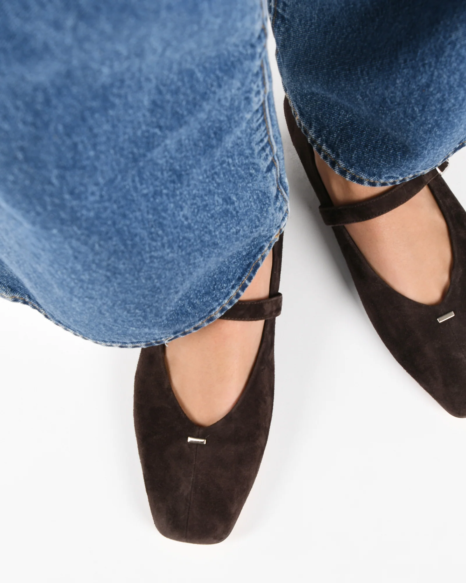 APRIL CASUAL FLATS BITTER CHOC SUEDE - Image 10
