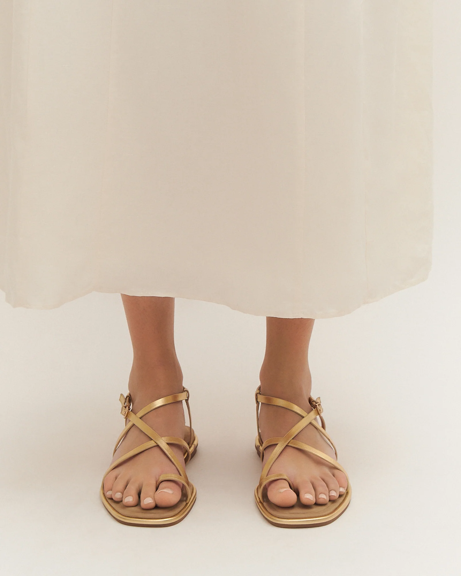 AVEN FLAT SANDALS GOLD LEATHER - Image 7