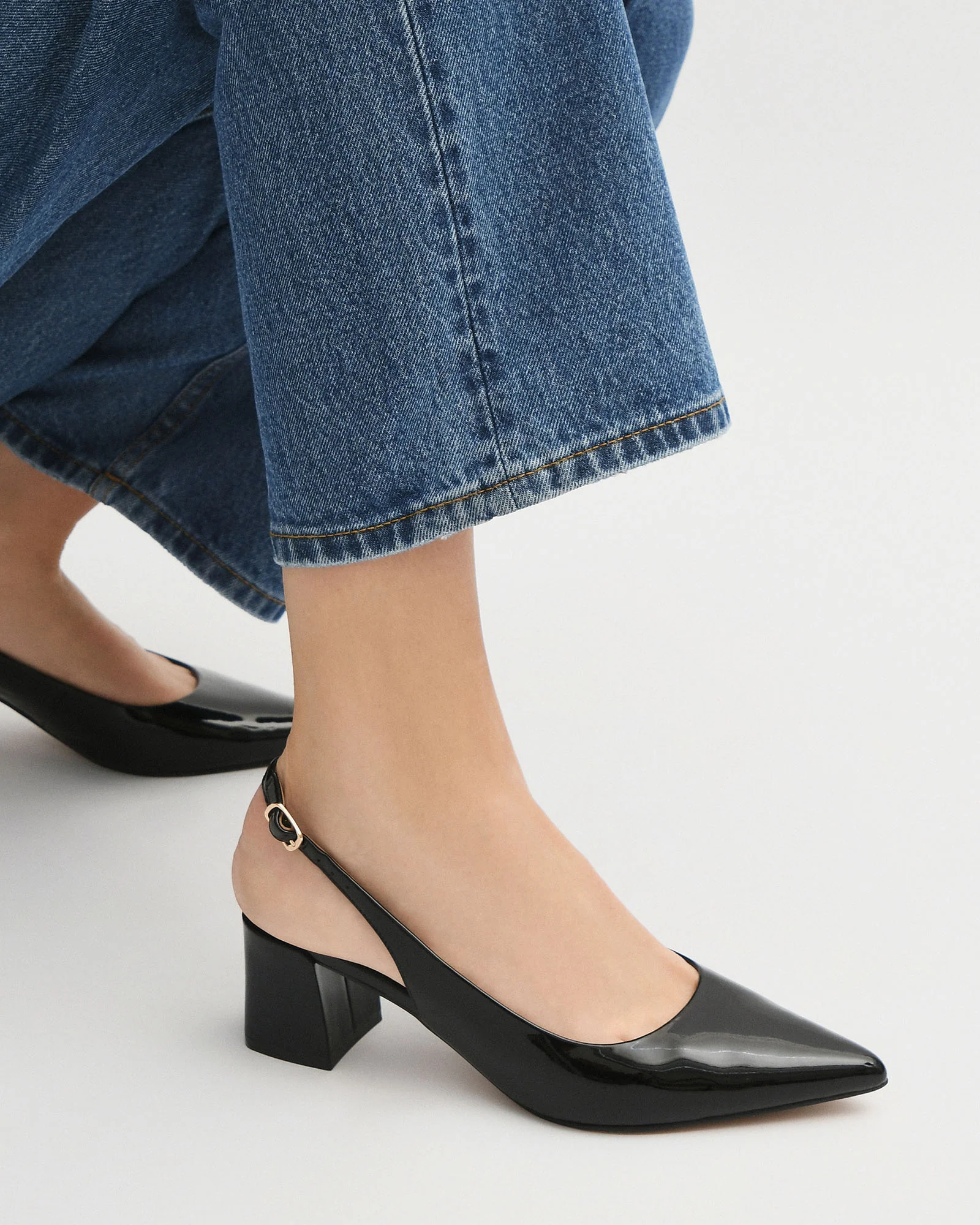 CARA LOW HEELS BLACK LEATHER - Image 9