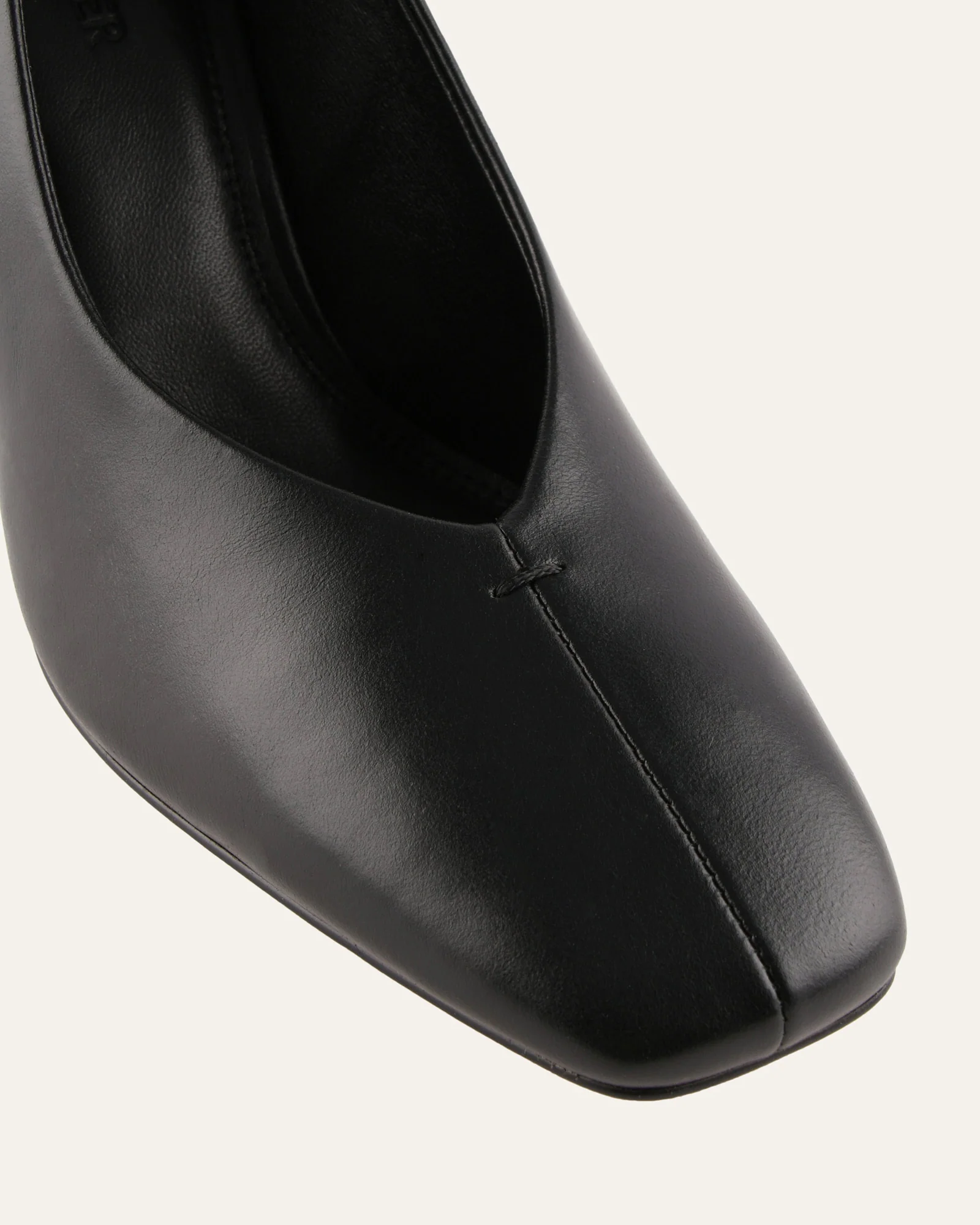 CAREY HIGH HEELS BLACK LEATHER - Image 4
