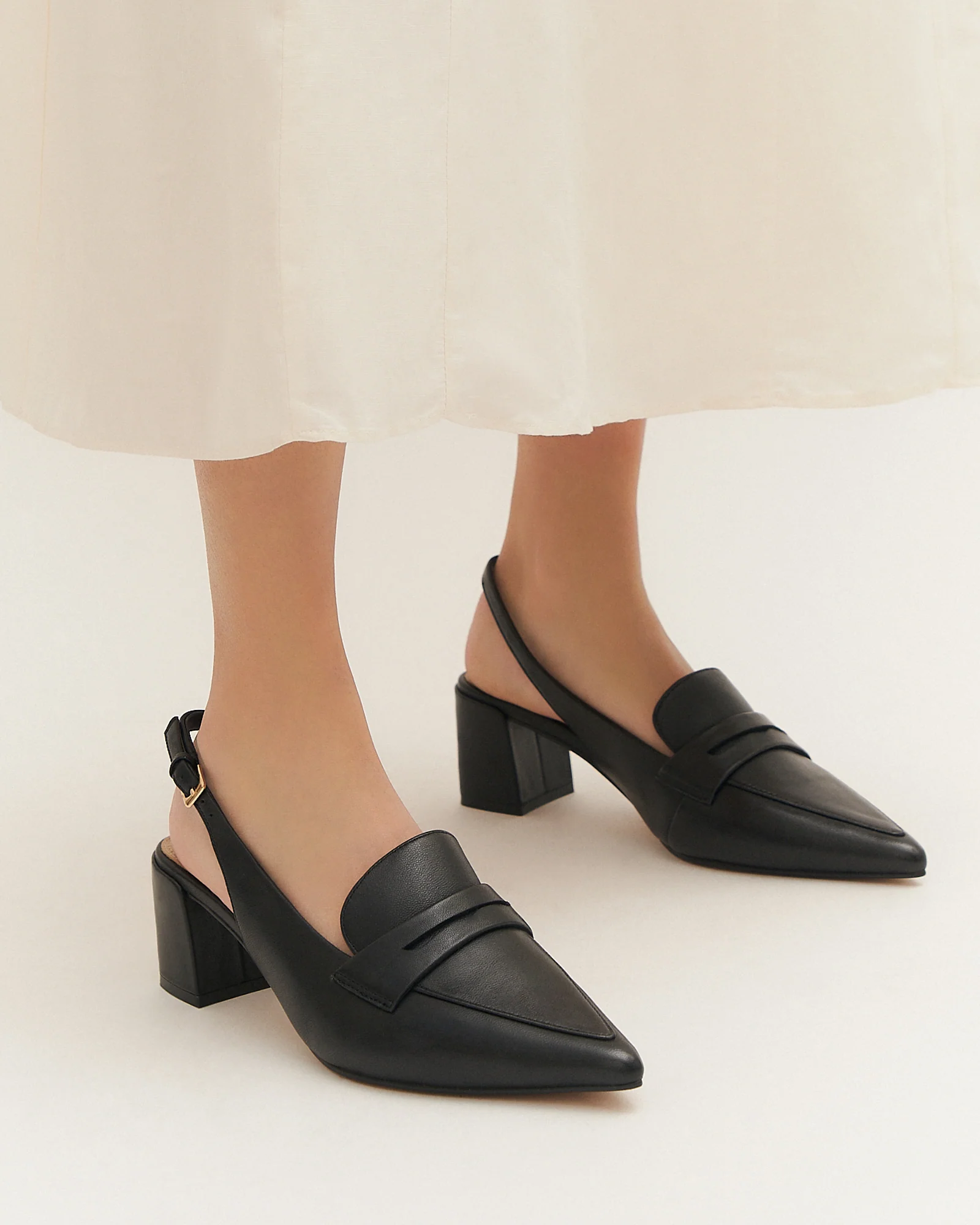 CARLTON LOW HEELS BLACK LEATHER - Image 7