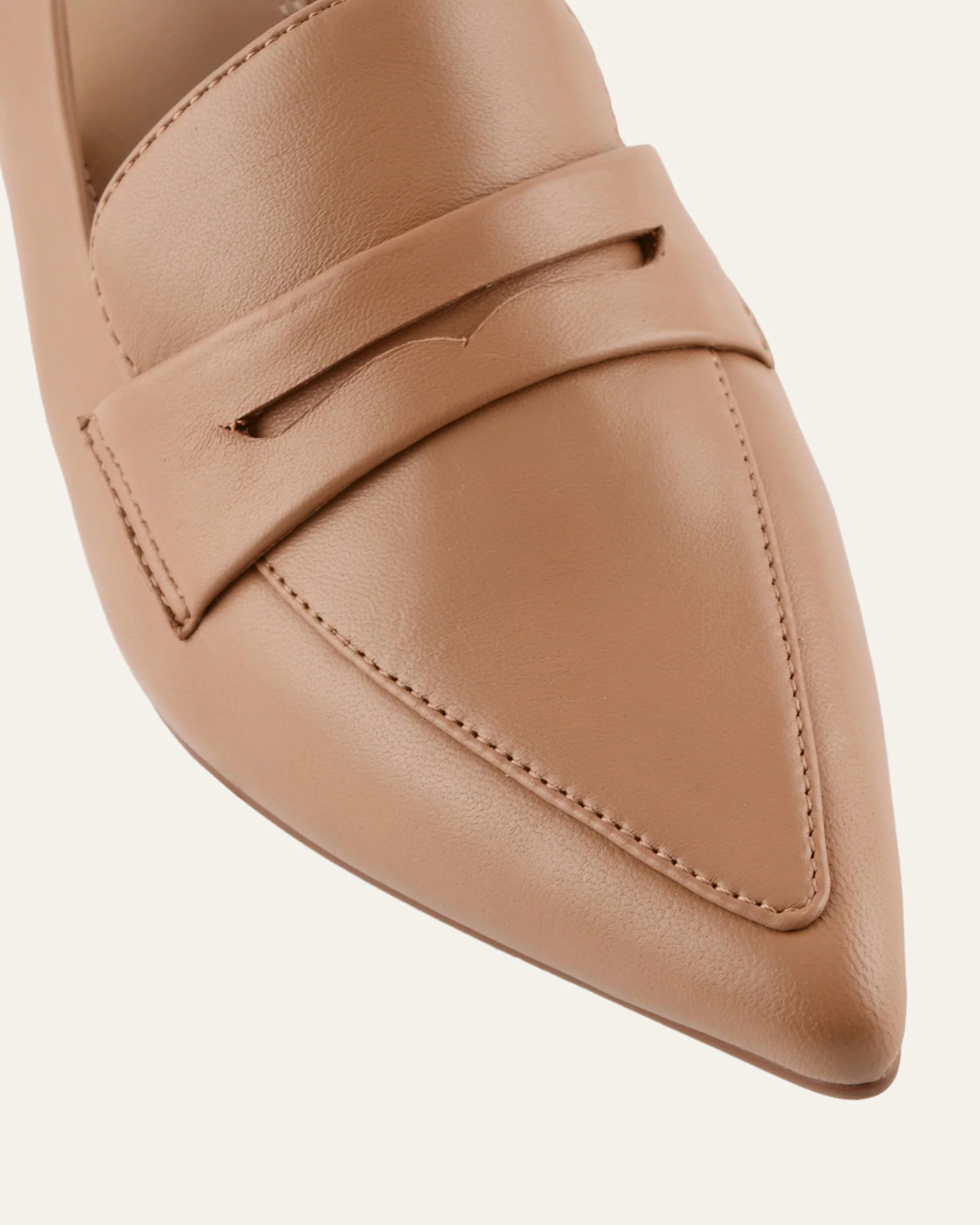CARLTON LOW HEELS TAN LEATHER - Image 4