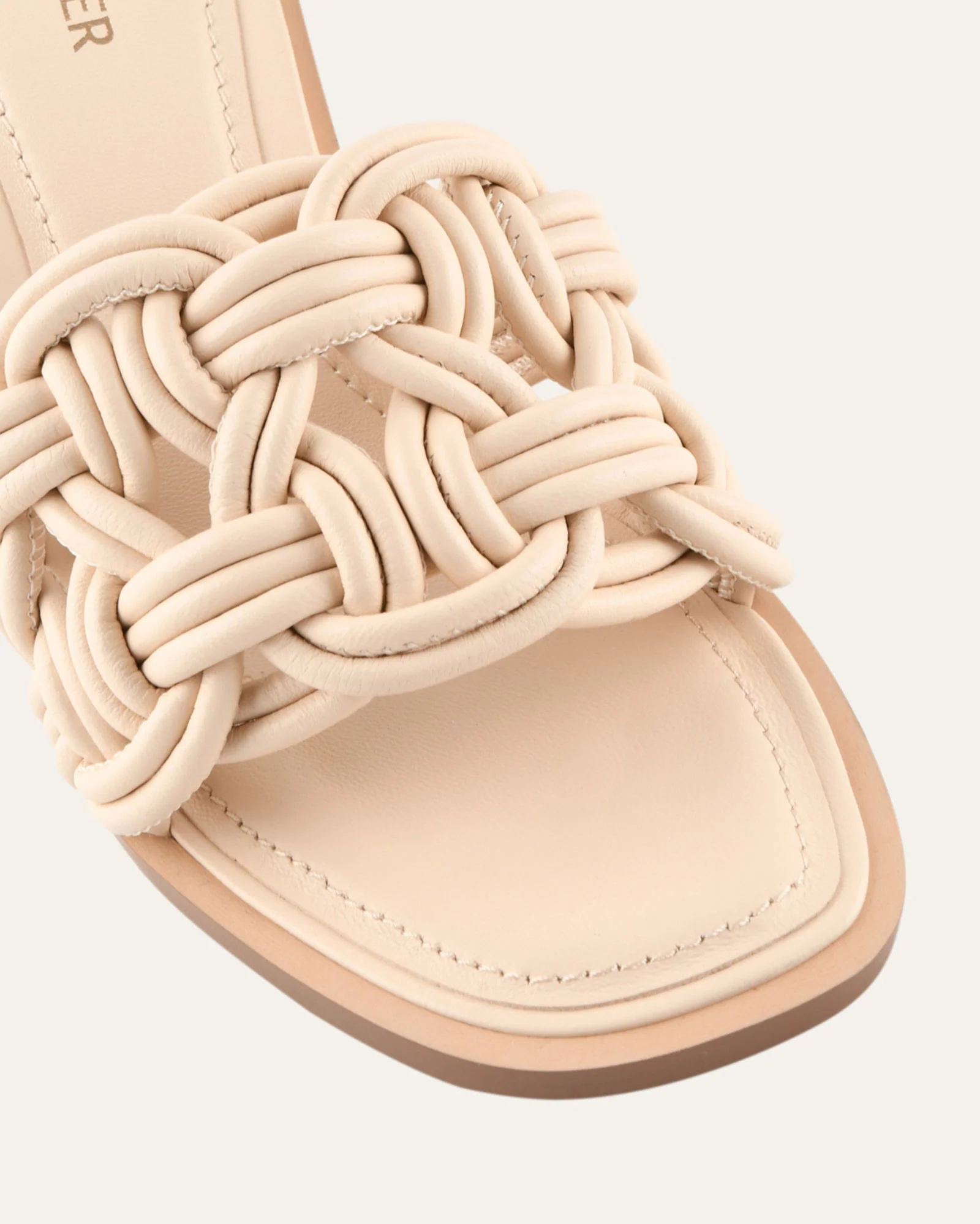 CIELO MID HEEL SANDALS VANILLA LEATHER - Image 4