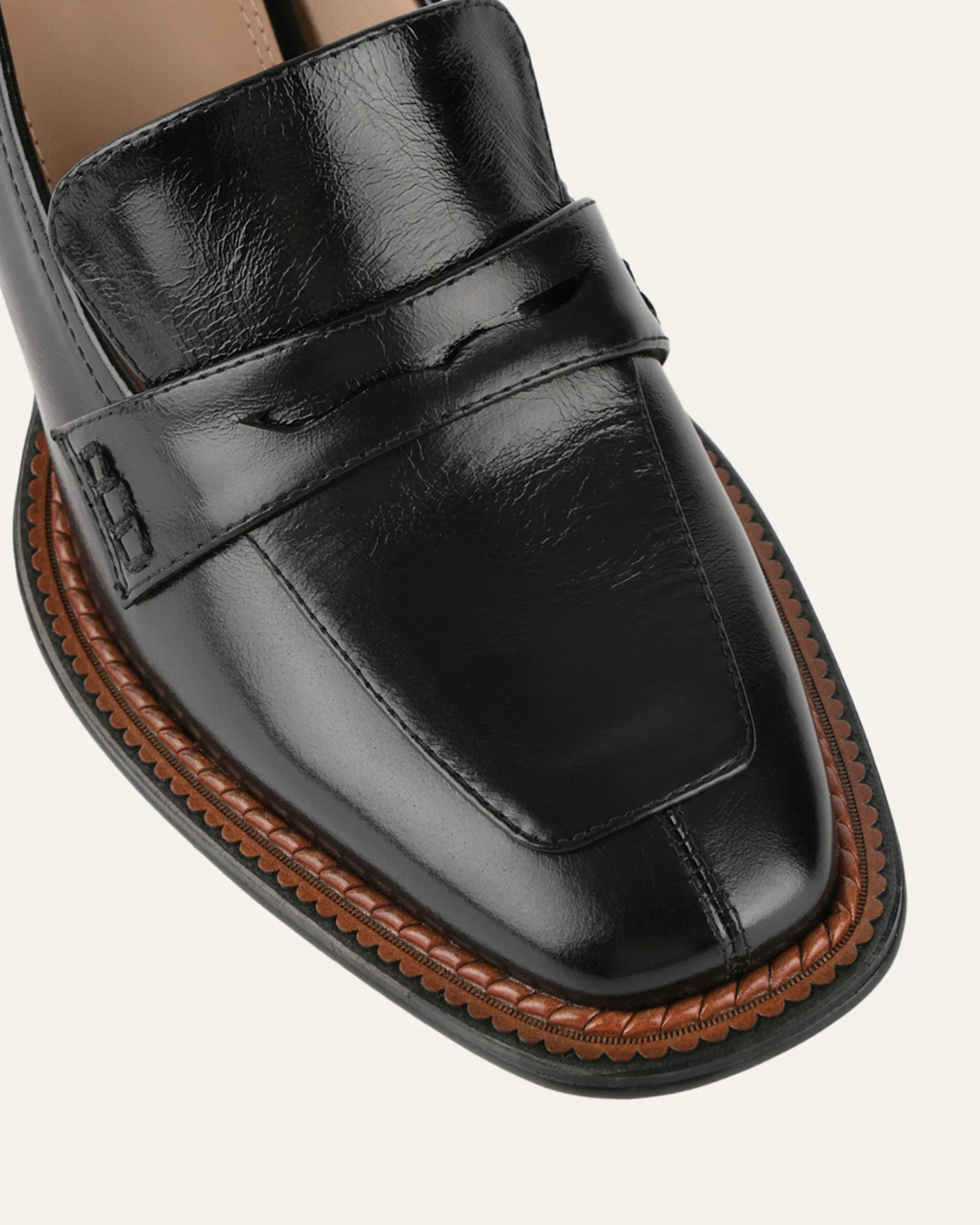 DELILAH MID HEEL LOAFERS BLACK LEATHER - Image 4