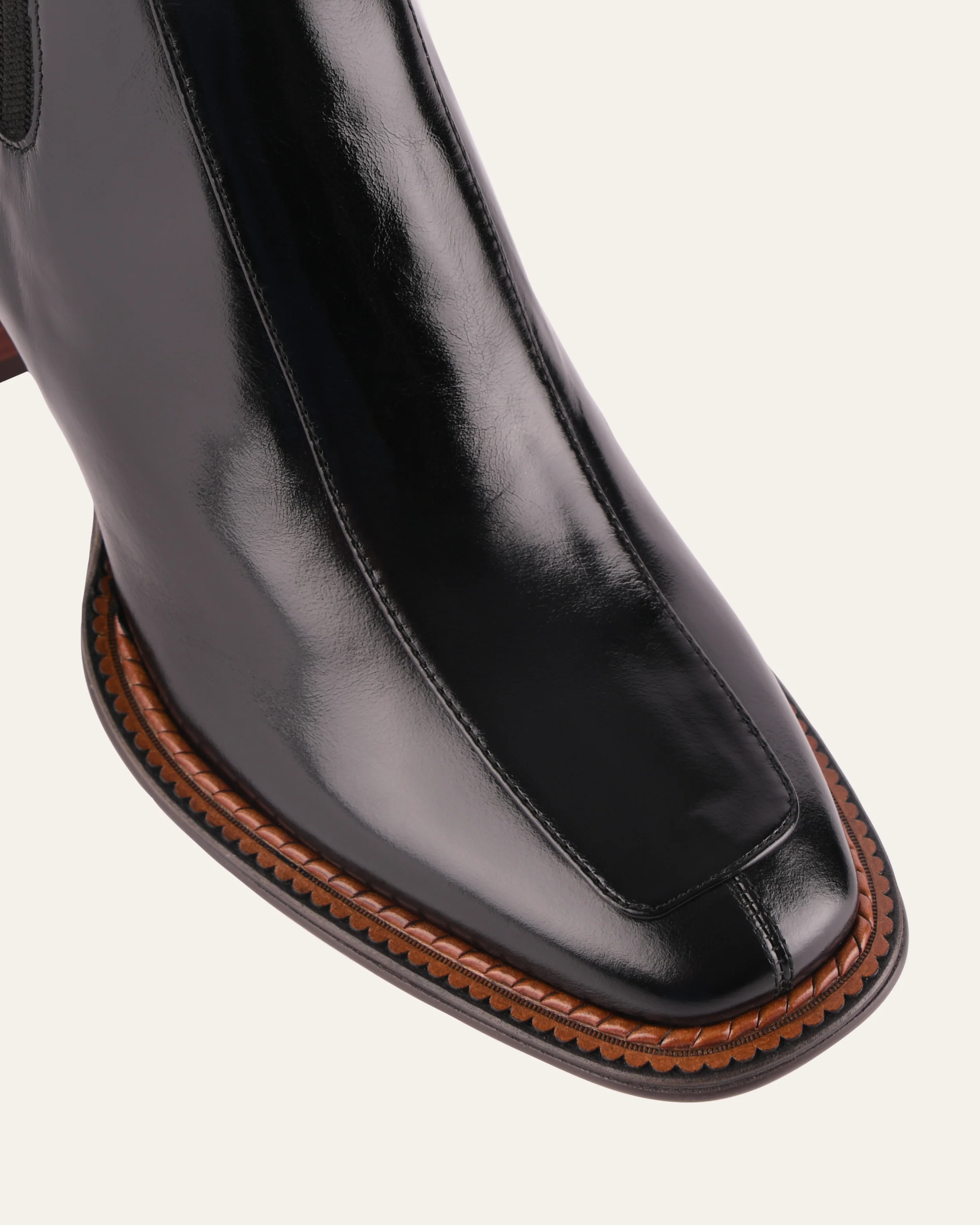 DEVINA MID ANKLE BOOTS BLACK LEATHER - Image 4