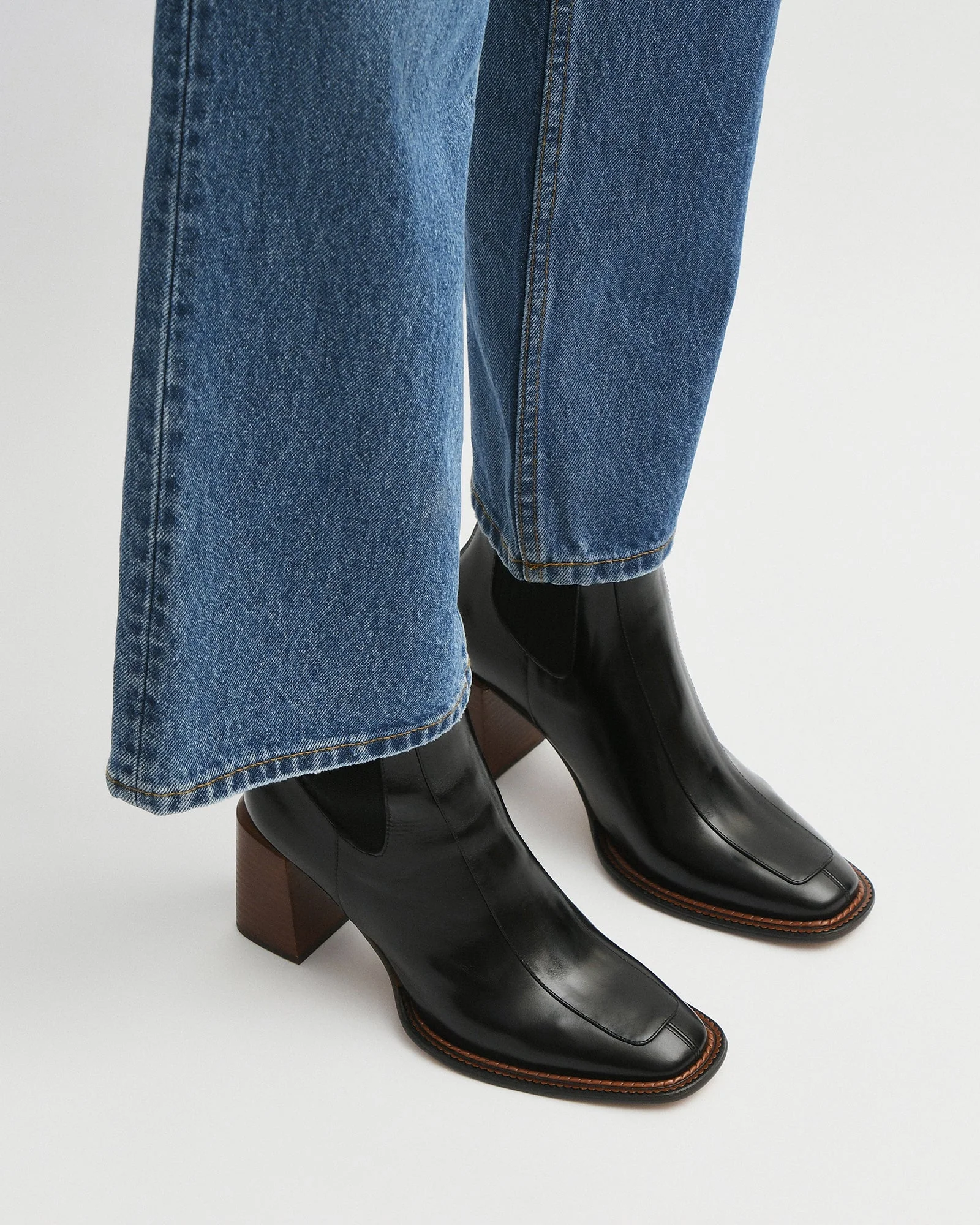DEVINA MID ANKLE BOOTS BLACK LEATHER - Image 9