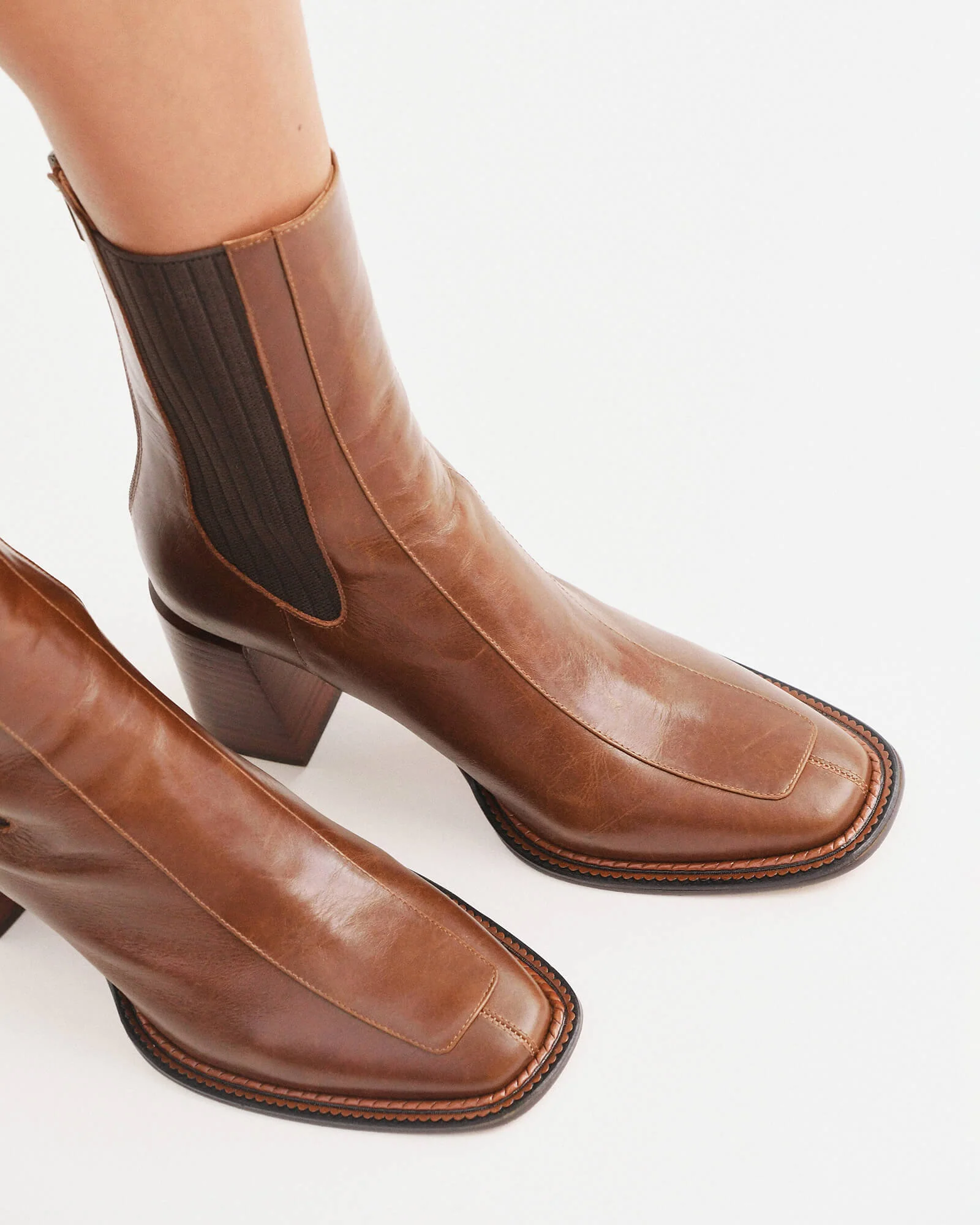DEVINA MID ANKLE BOOTS DARK CHOC LEATHER - Image 8