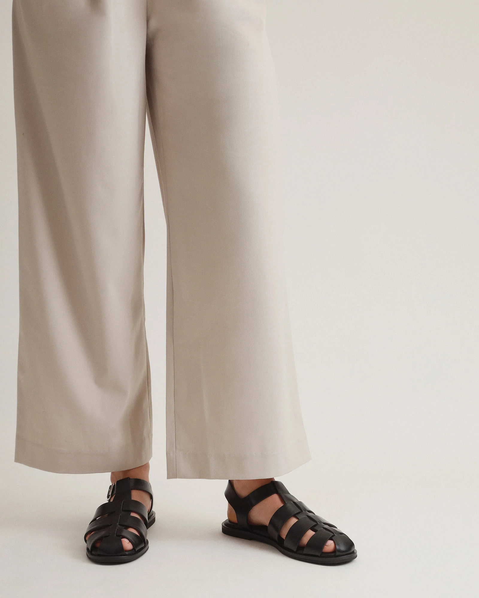 FINN FLAT SANDALS BLACK LEATHER - Image 7