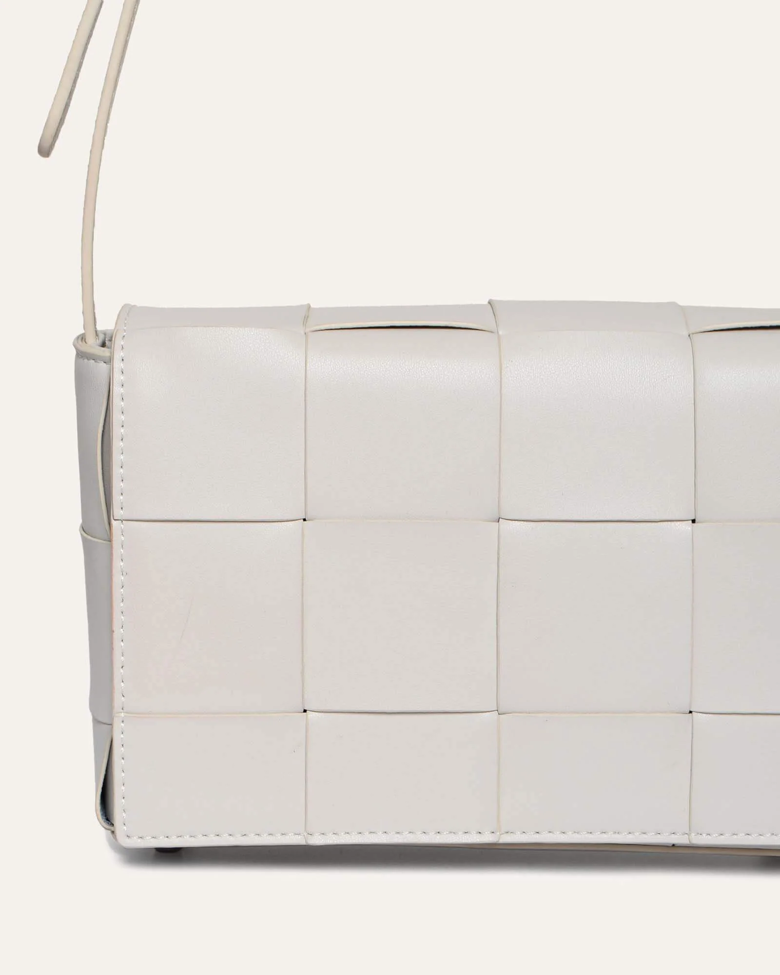 HONEY CROSS BODY BAG BONE LEATHER - Image 3