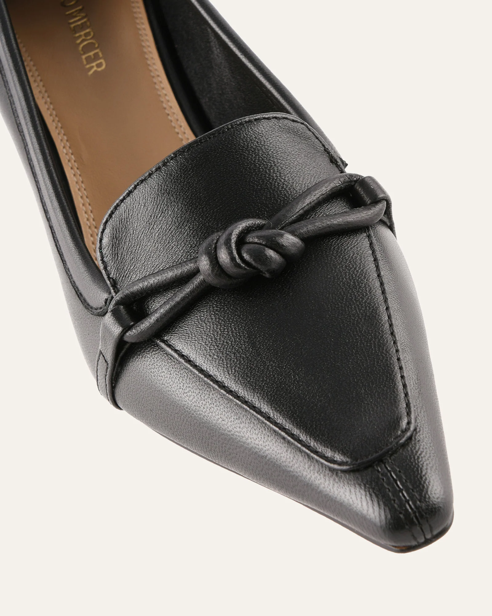 JOANIE MID HEELS BLACK LEATHER - Image 3