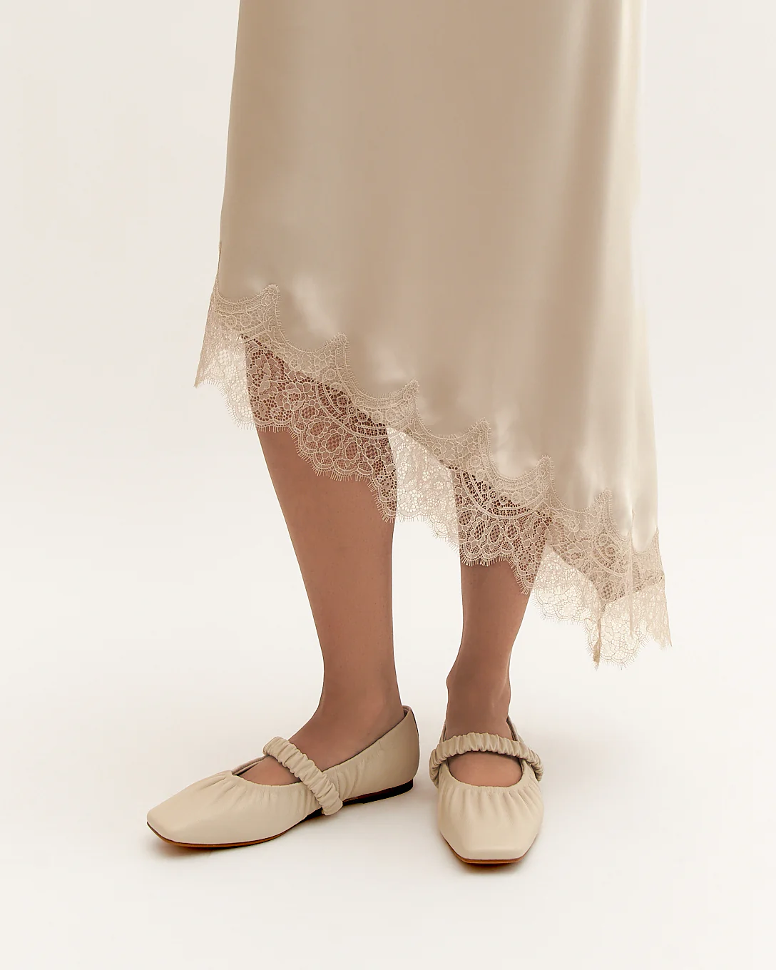 KEELY BALLET FLATS OFF WHITE LEATHER - Image 2