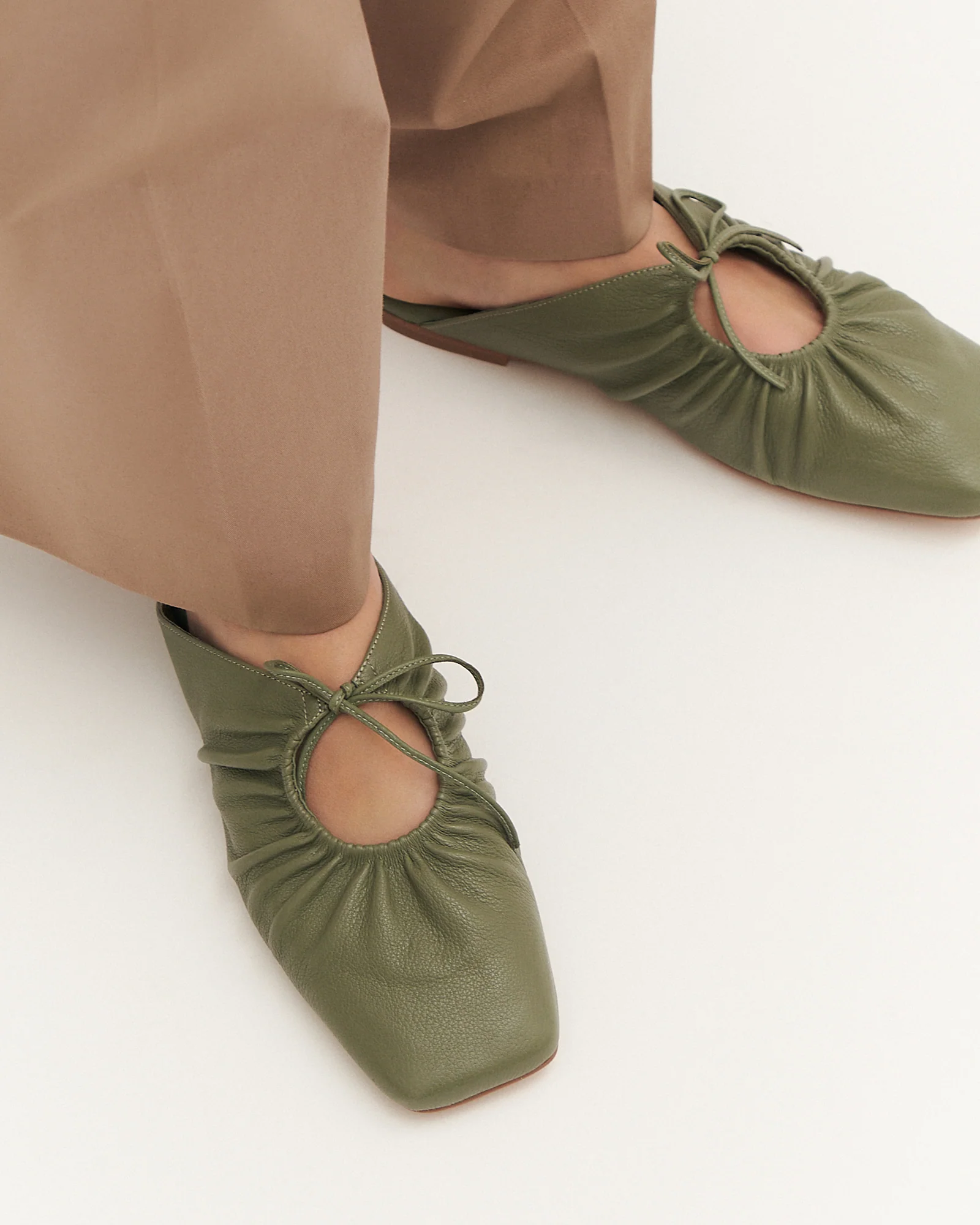 KEVA CASUAL FLATS SAGE LEATHER - Image 2