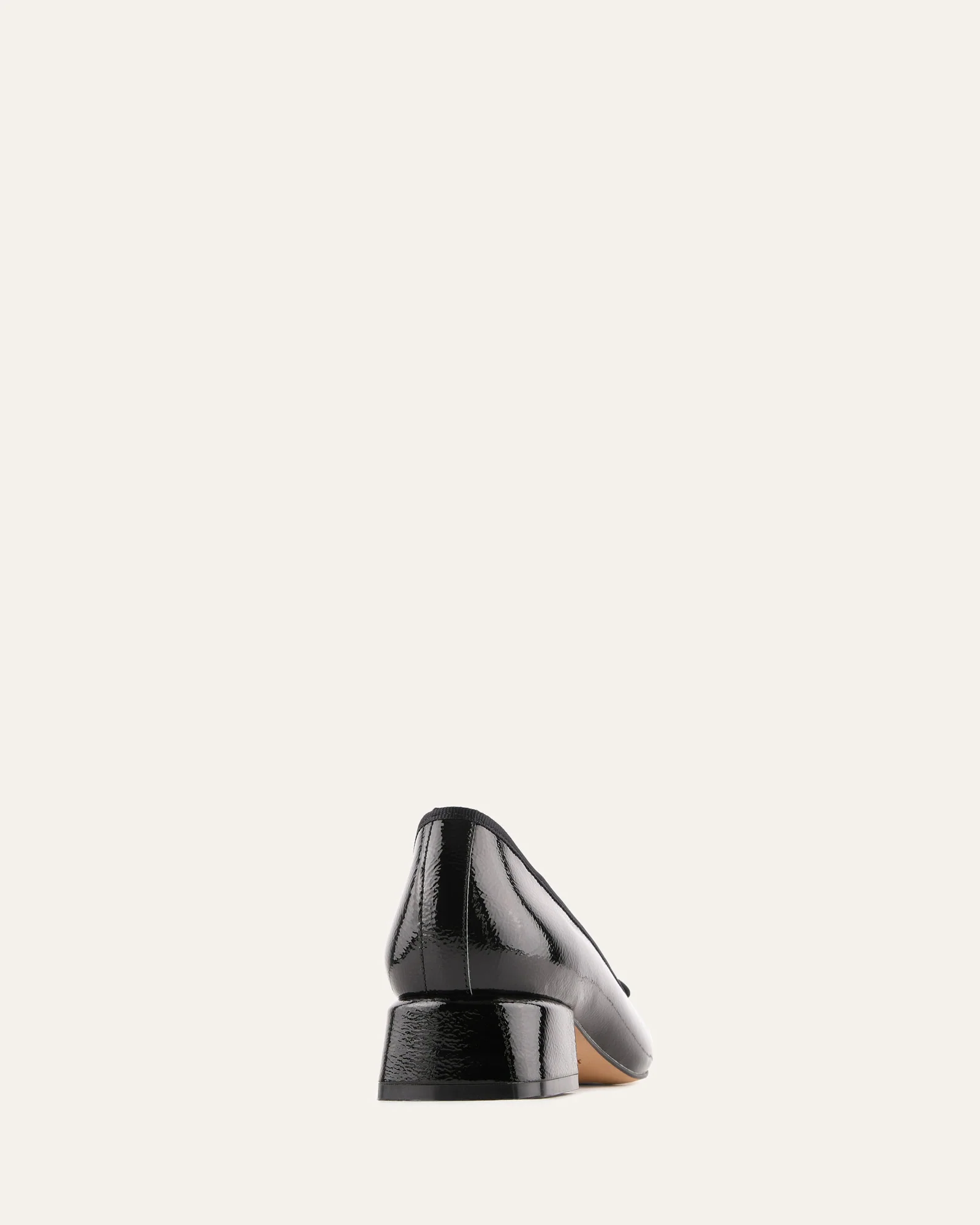 LARA LOW HEELS BLACK CRINKLE PATENT - Image 5