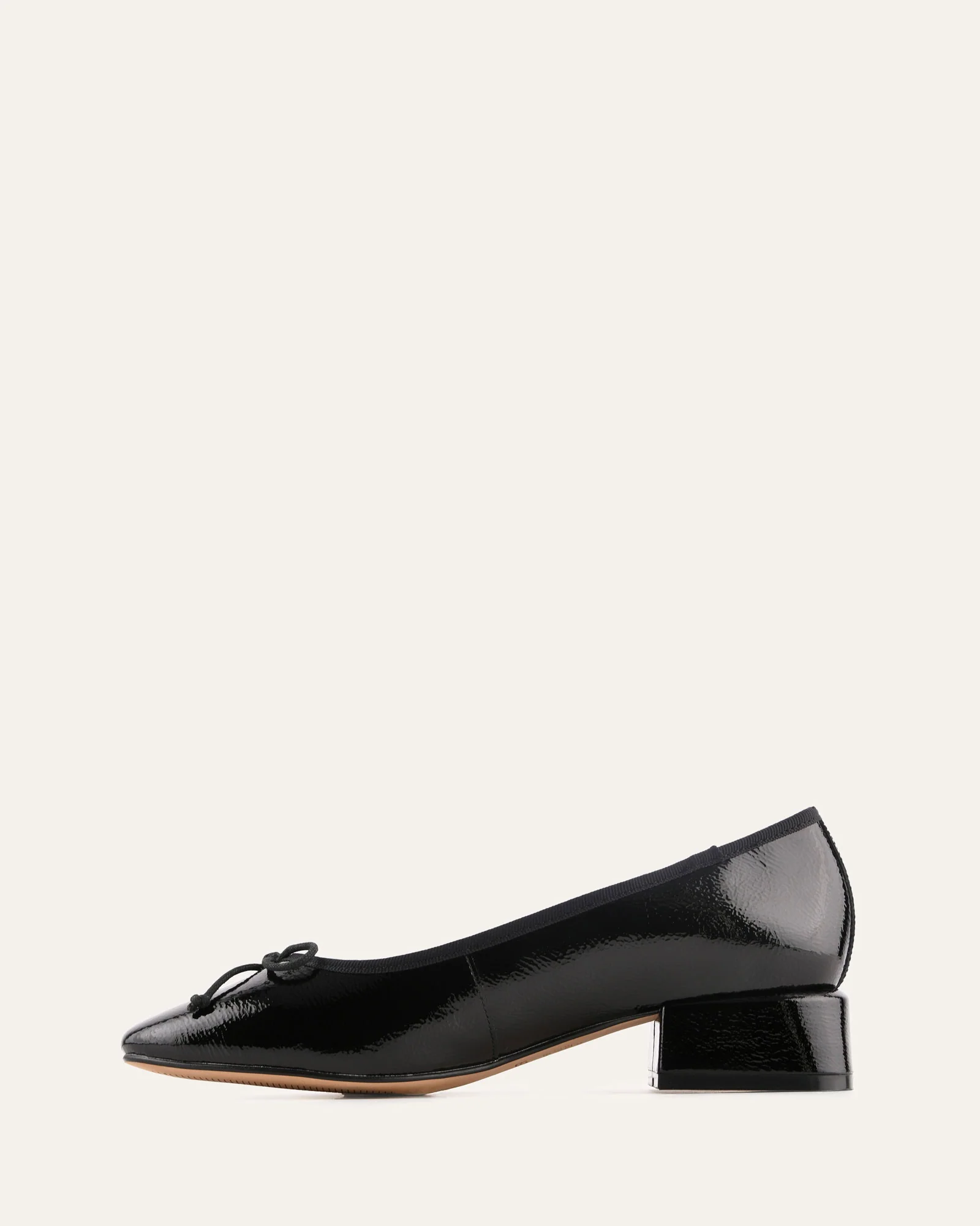 LARA LOW HEELS BLACK CRINKLE PATENT - Image 6