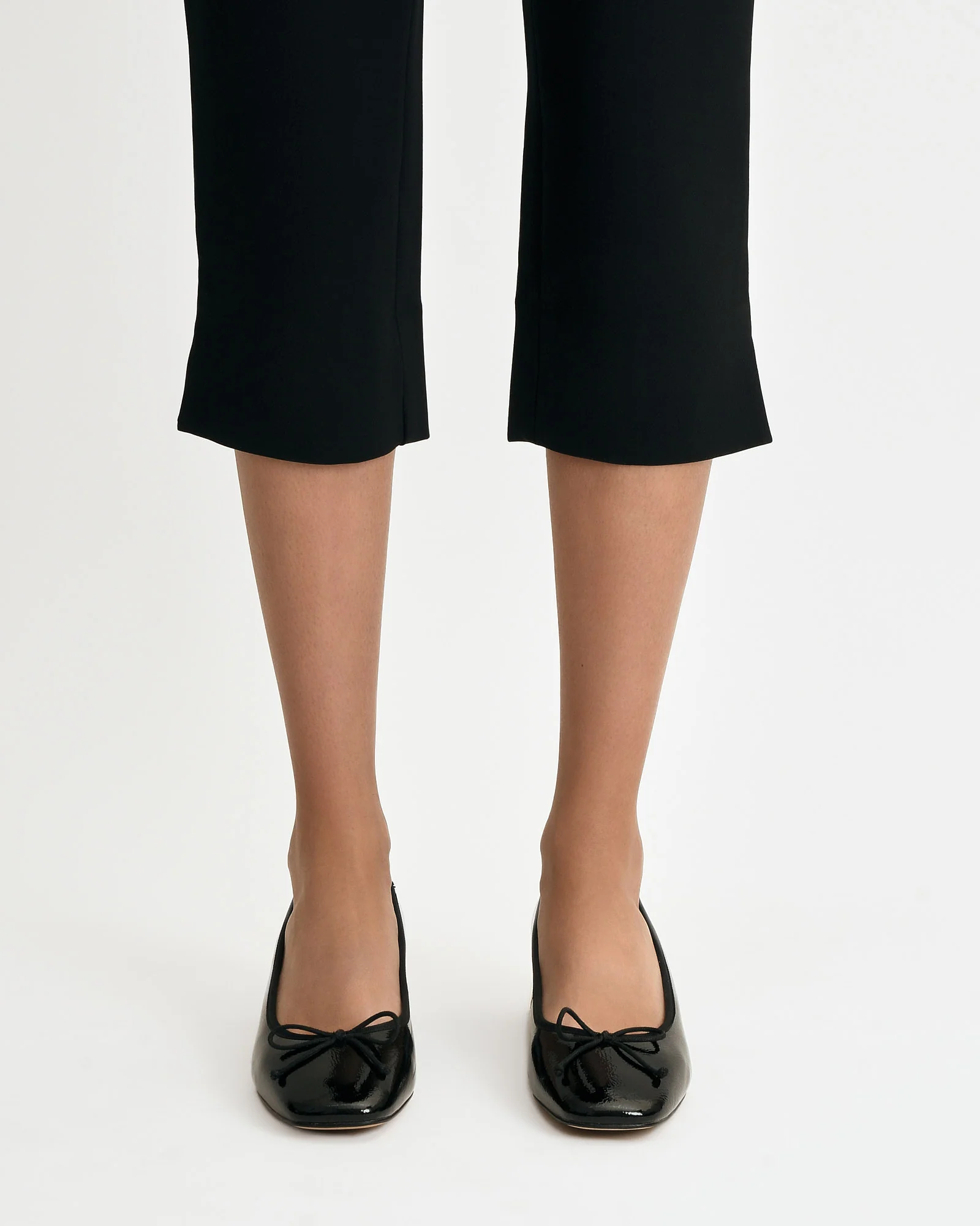 LARA LOW HEELS BLACK CRINKLE PATENT - Image 7