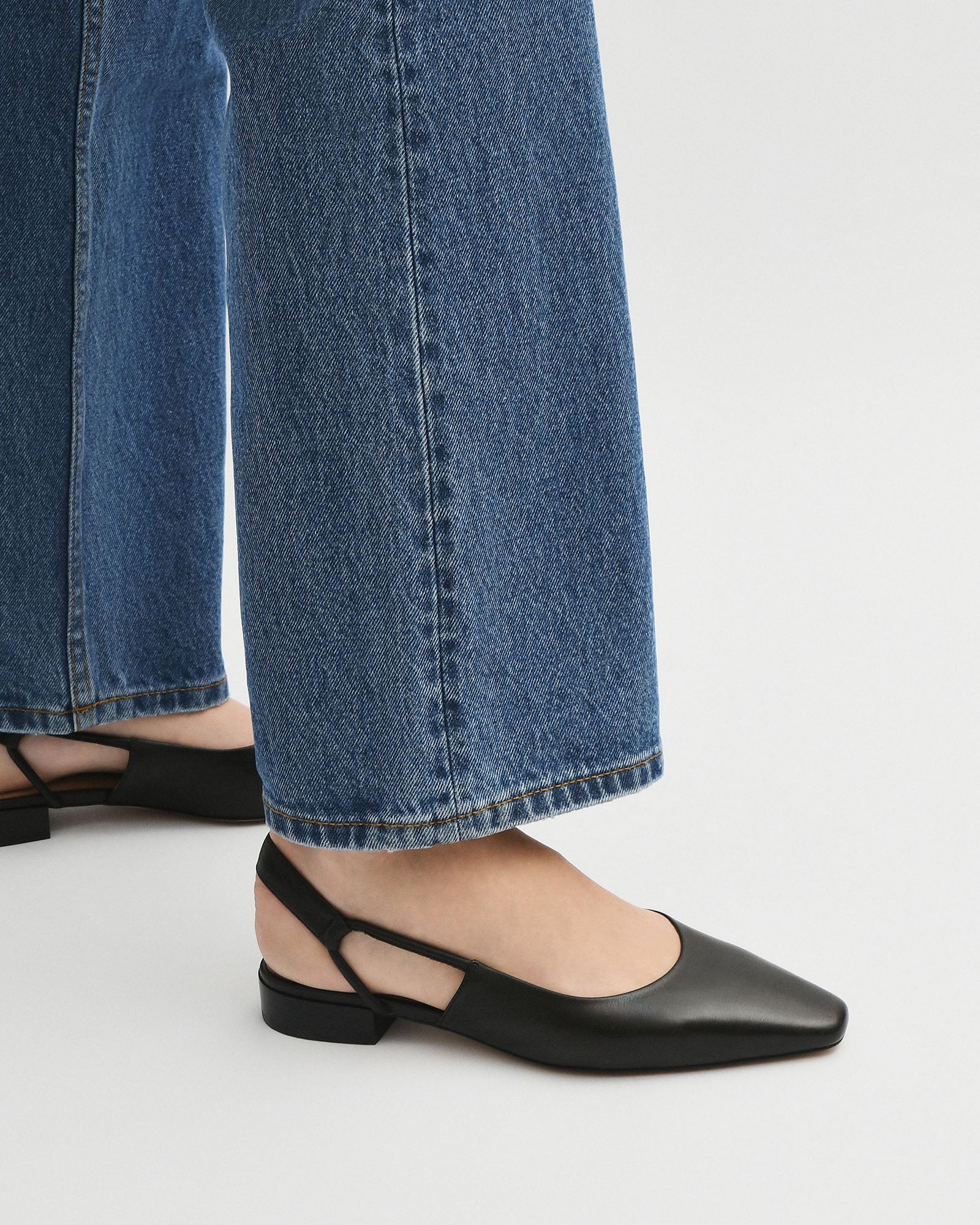LARISSA DRESS FLATS BLACK LEATHER - Image 10