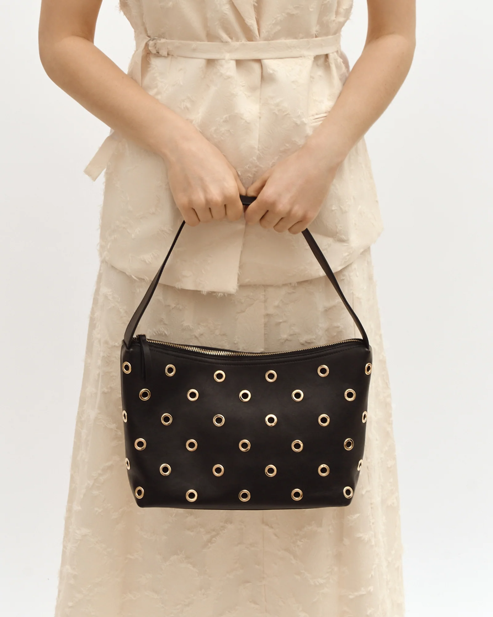 MORRIS SHOULDER BAG BLACK LEATHER - Image 6
