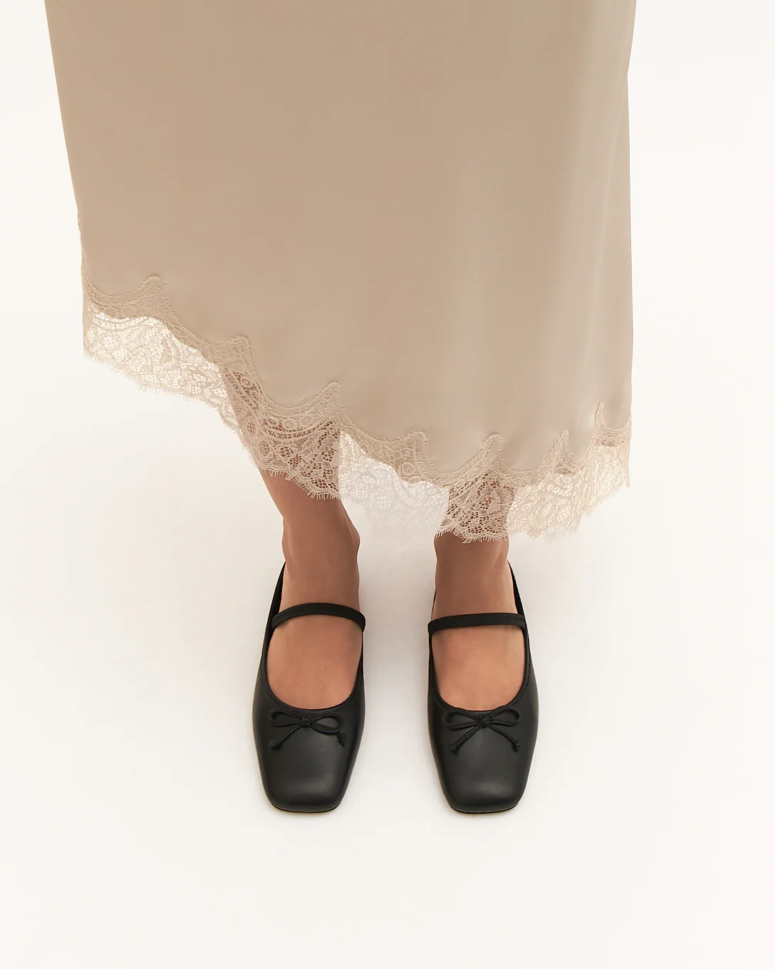 NOVA CASUAL FLATS BLACK LEATHER - Image 2