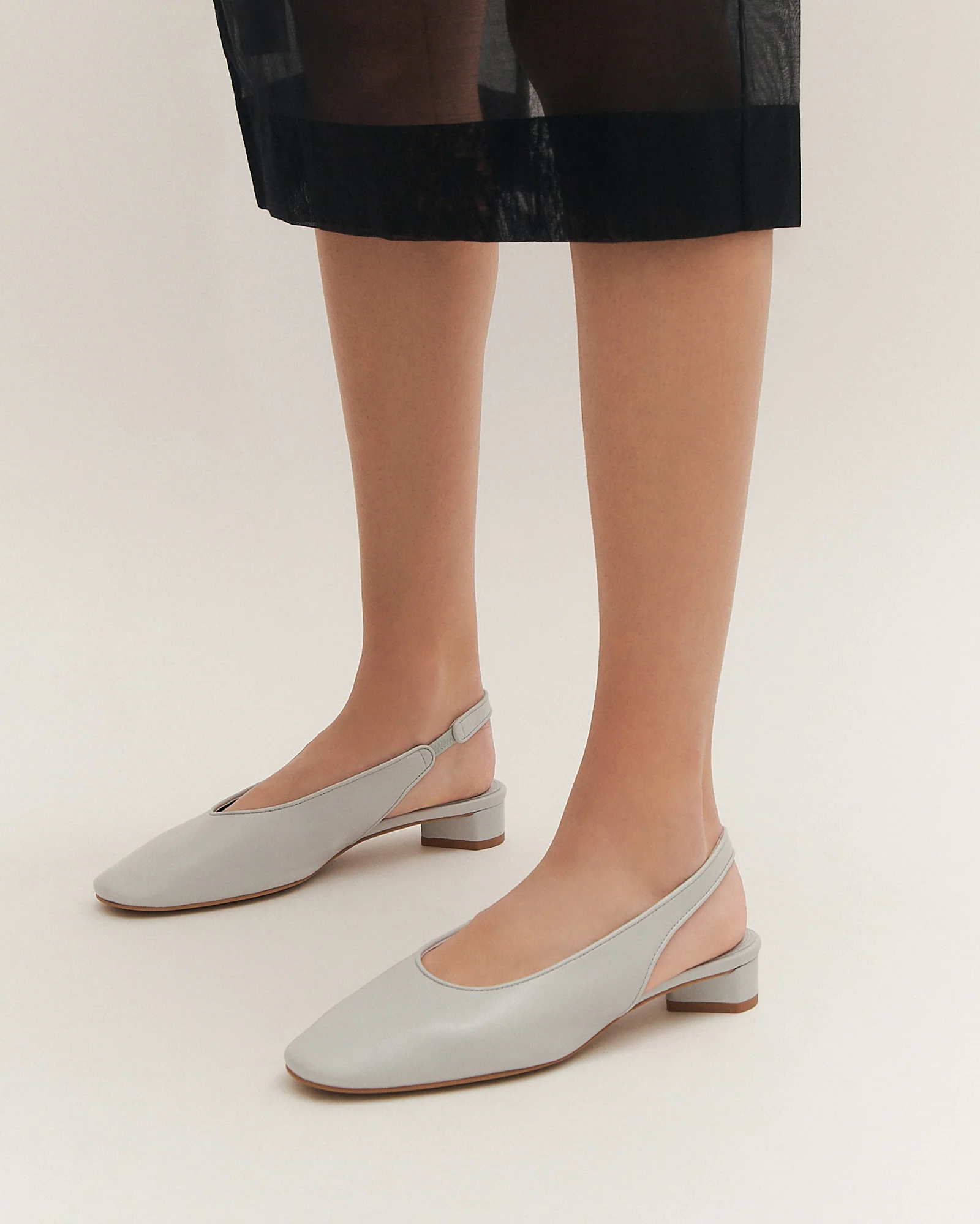 ORBIT LOW HEELS DUSK BLUE LEATHER - Image 7