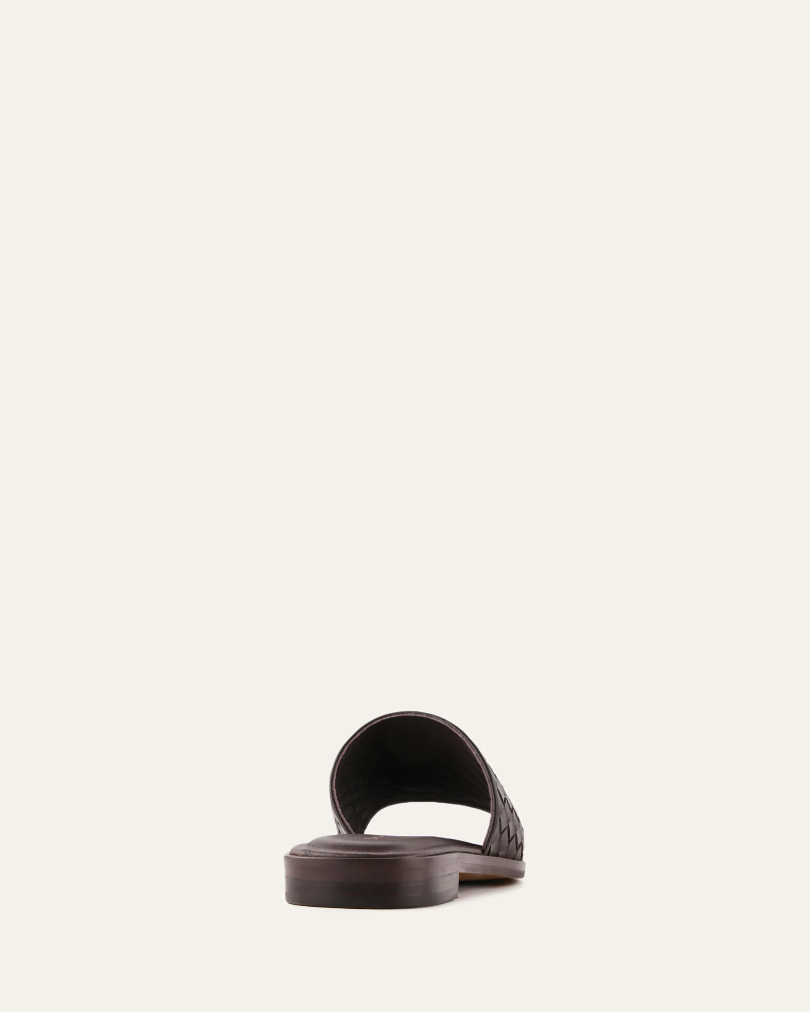 PEARL FLAT SLIDES CACAO LEATHER - Image 4