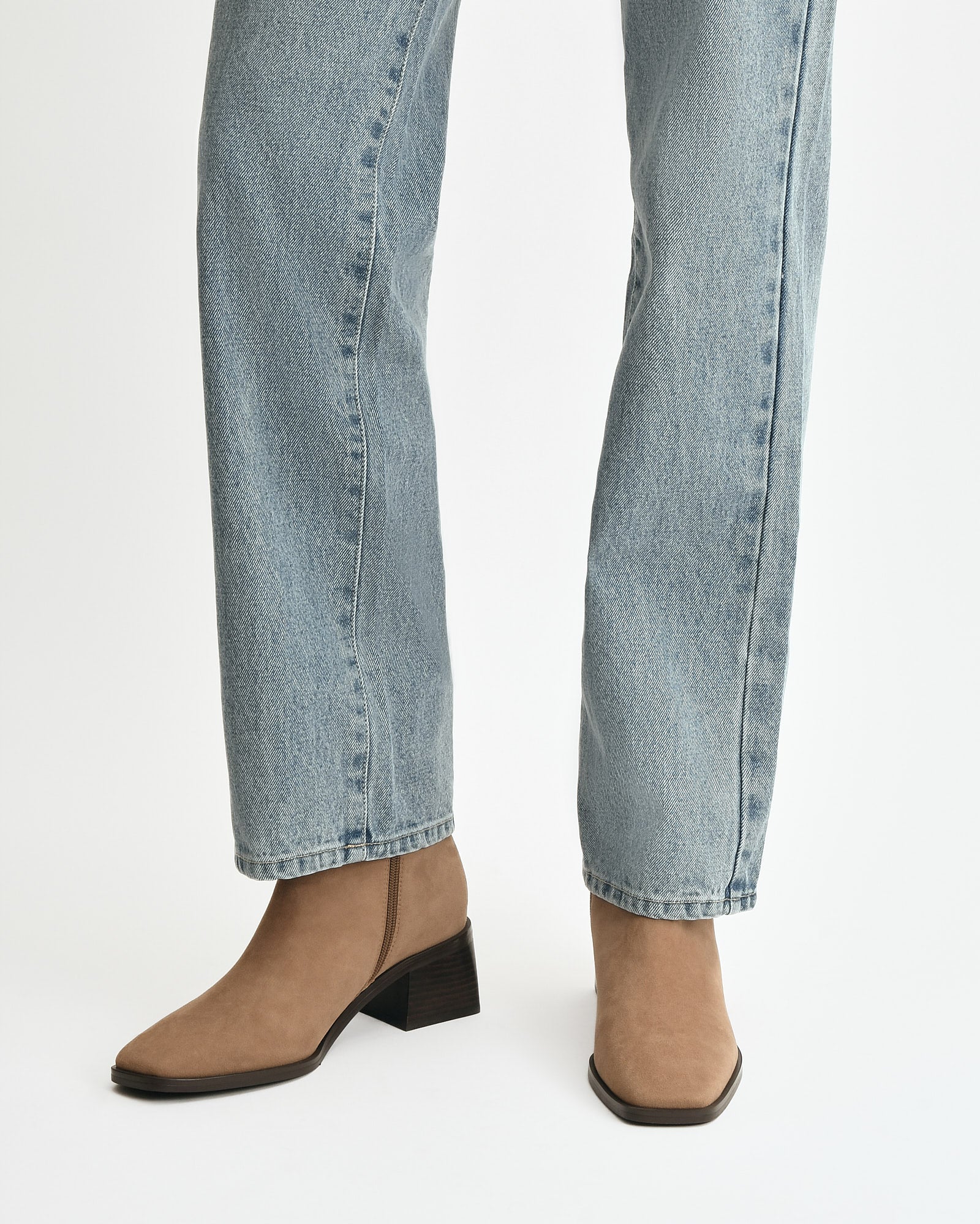 QUADE MID ANKLE BOOTS LATTE SUEDE - Image 2