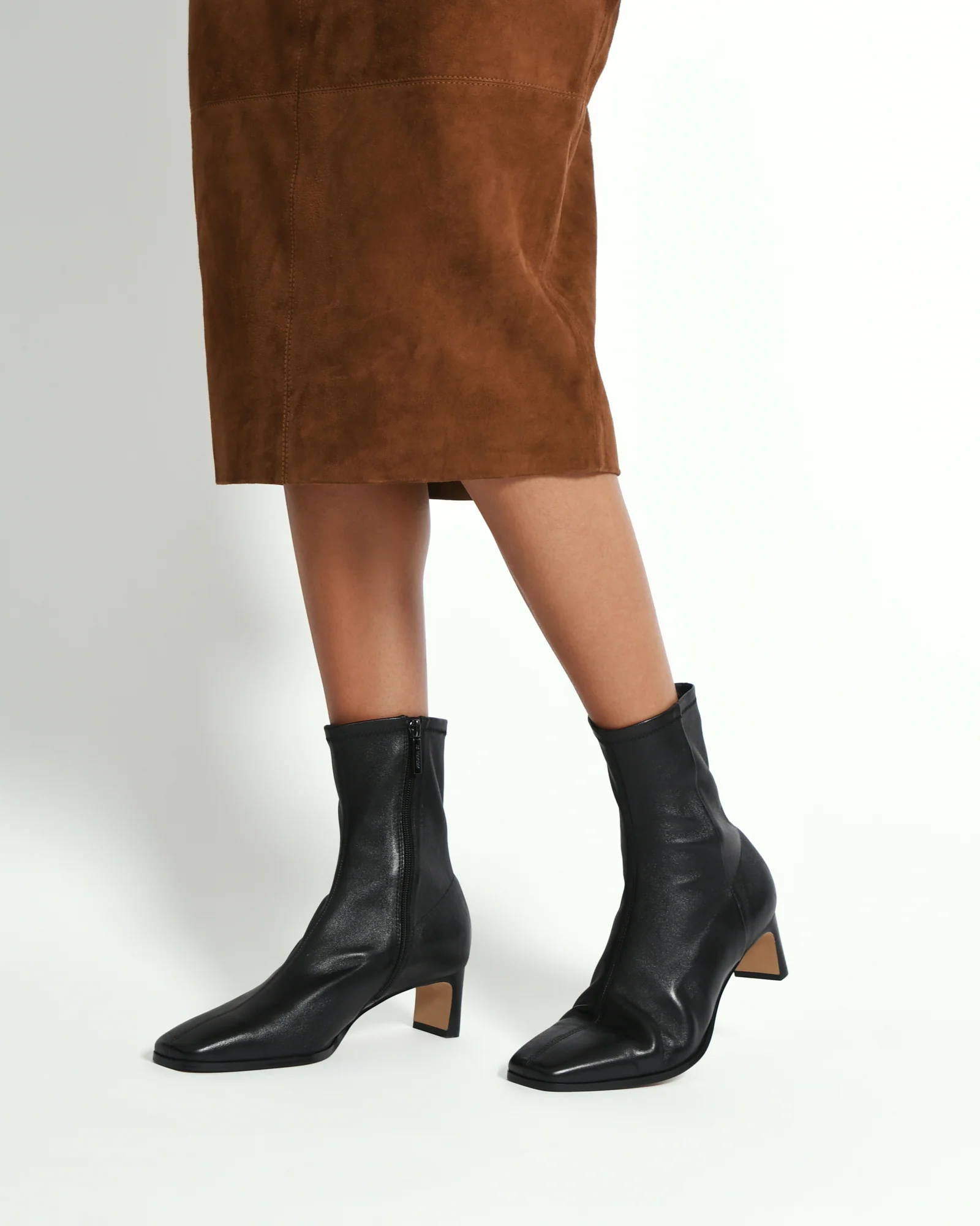 QUINCE MID ANKLE BOOTS BLACK LEATHER - Image 7