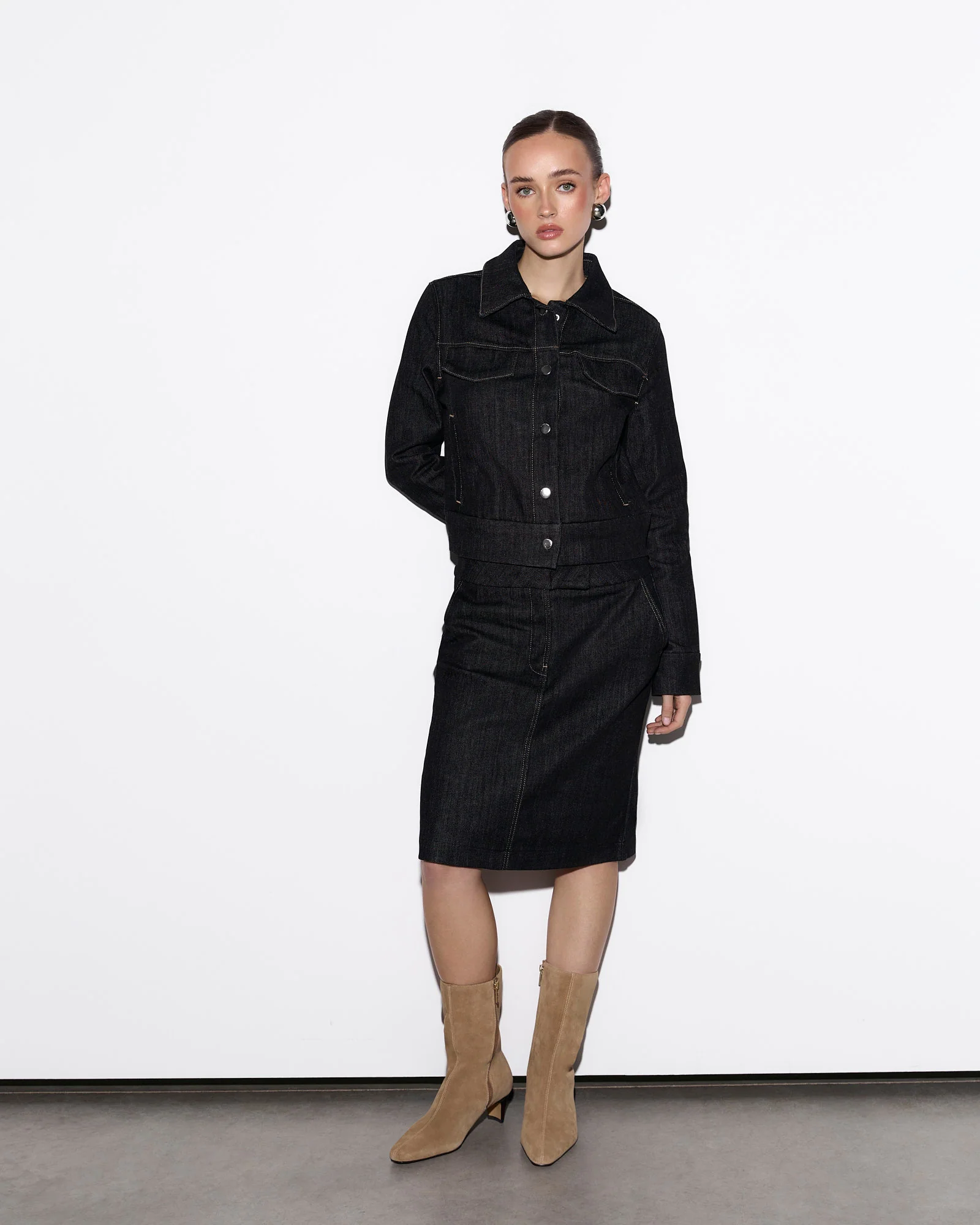 SILAS MID ANKLE BOOTS LATTE SUEDE - Image 7