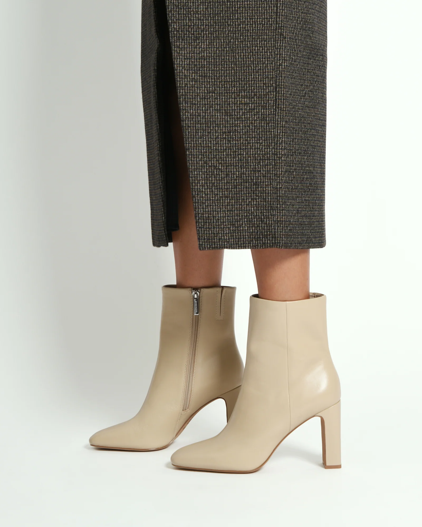SUKI HIGH ANKLE BOOTS SAND LEATHER - Image 7