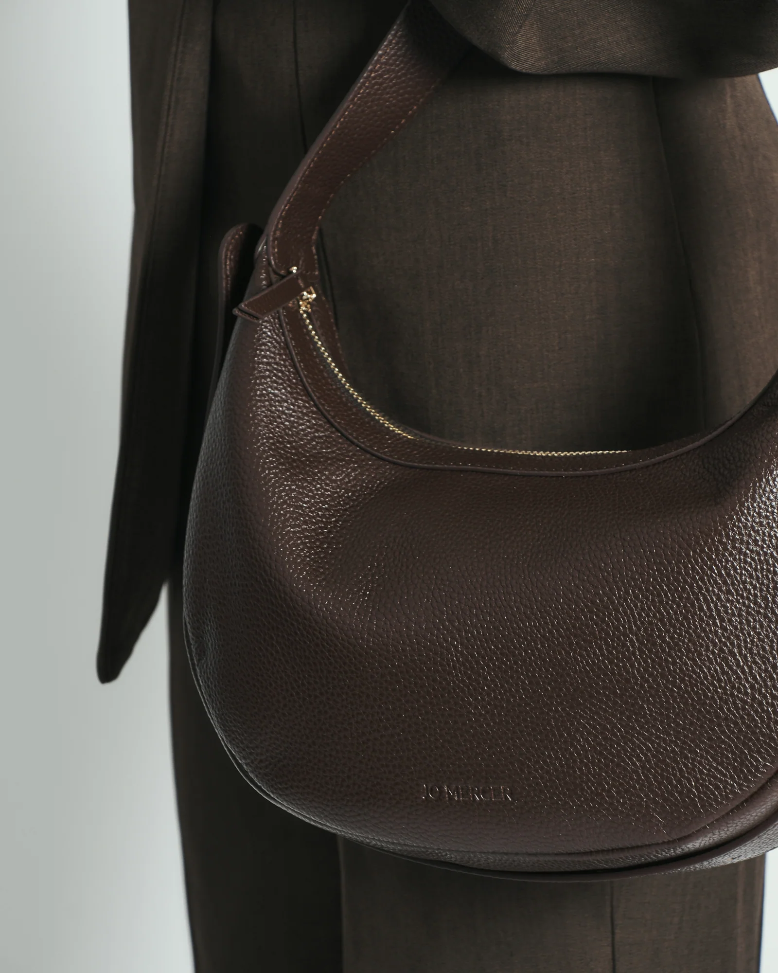 TAYA SHOULDER BAG BITTER CHOC LEATHER - Image 7