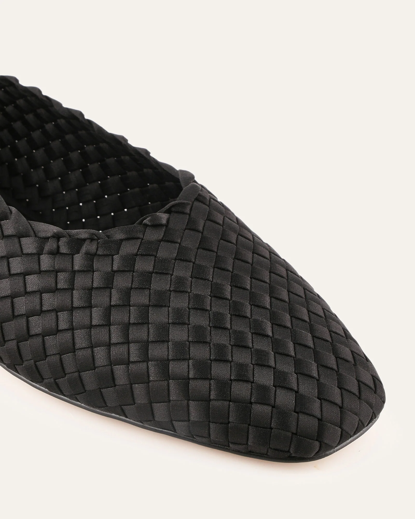 VIVIENNE CASUAL FLATS BLACK SATIN - Image 3