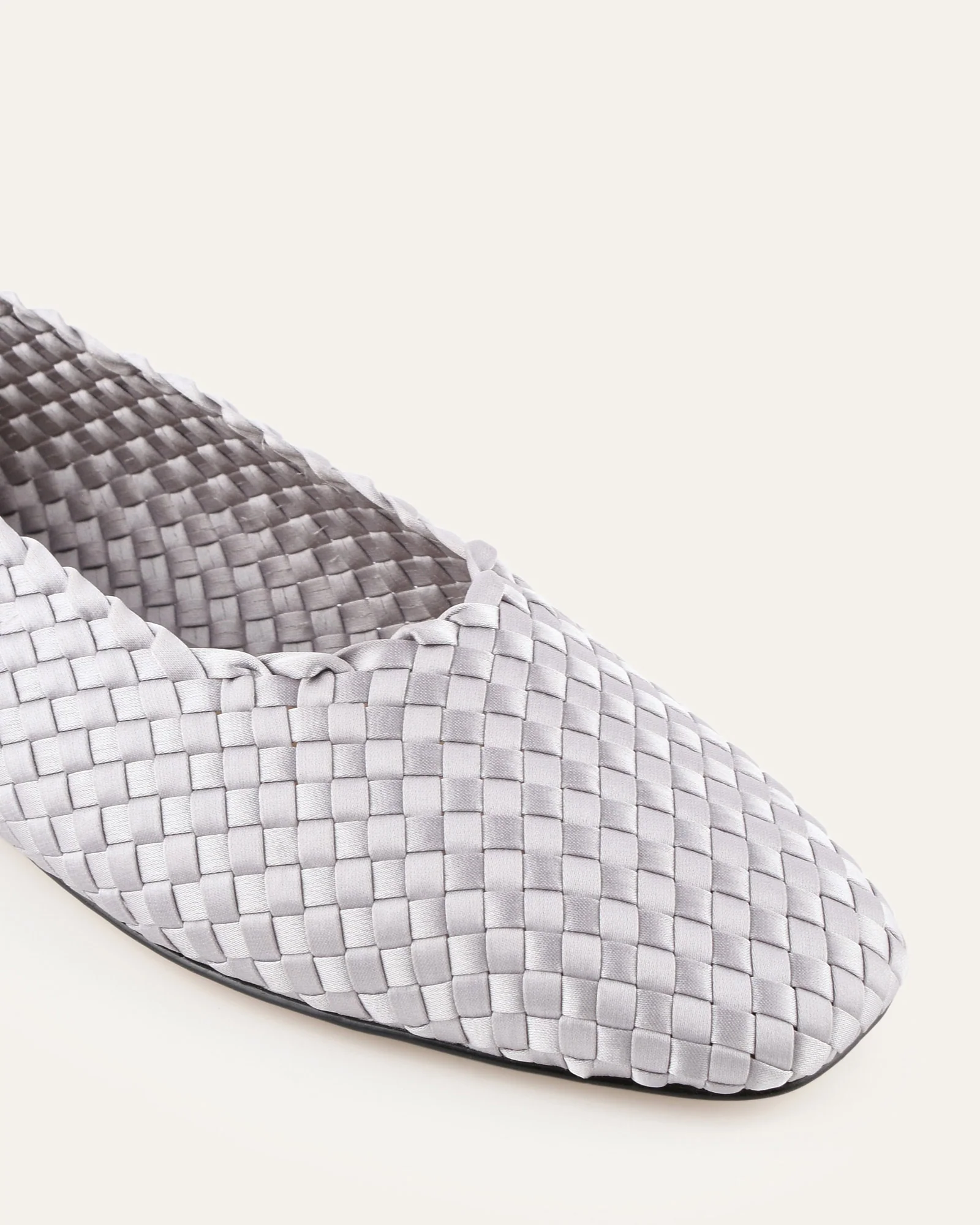 VIVIENNE CASUAL FLATS SILVER SATIN - Image 4